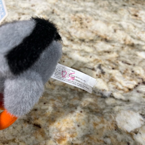 Lucy The Goose From Authentic Muffy VanderBear FARM
FRIENDS Collection - Picture 7 of 9